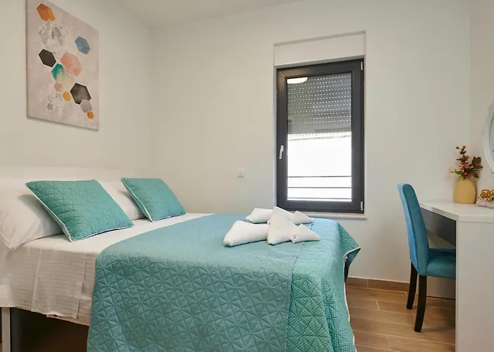 Antica * 特罗吉尔